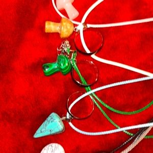 Healing stone\chystal necklace with mood ring